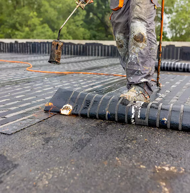 Trusted Membrane Leak Repair: Sealing Skokie's Flat Roofs Against Water Intrusion