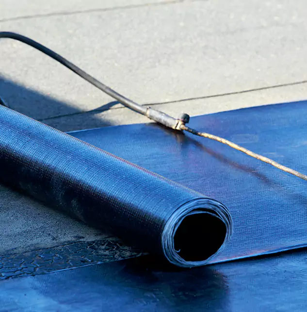 Expert Rubberized Roof Patch Solutions: Restoring Skokie's Flat Roofs to Peak Performance