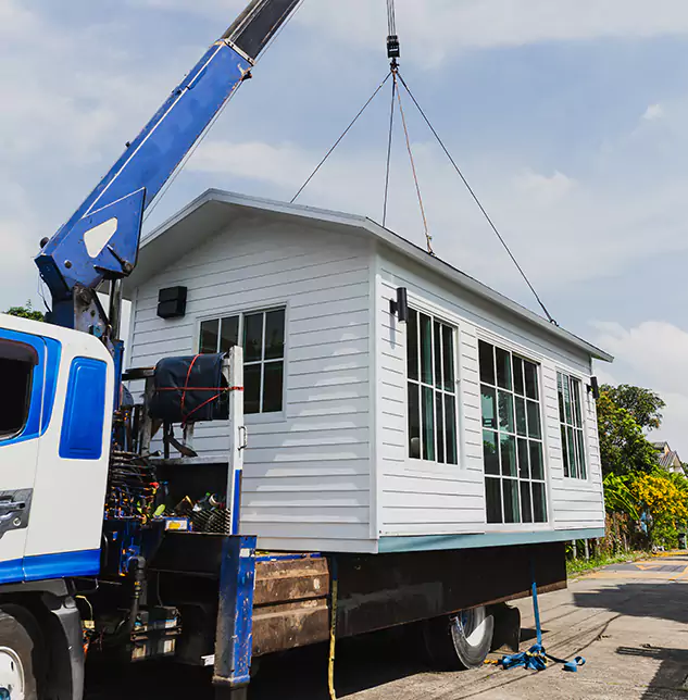 Complete Trailer Roof Replacement Solutions: Keeping Skokie's Trailers Sealed and Road-Ready