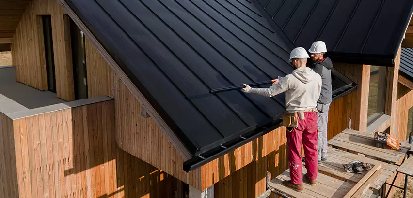 Professional Barn Roof Repair Services in Skokie, IL